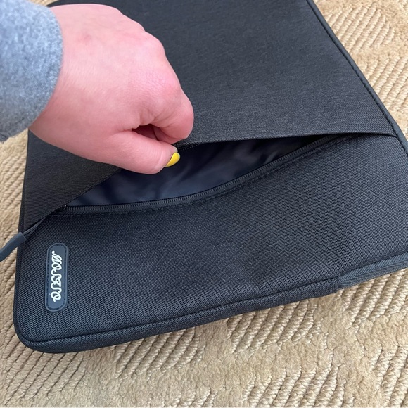 Laptop Sleeve by Mosiso Compatible with 16" Mac Book Air/Pro - Picture 6 of 9